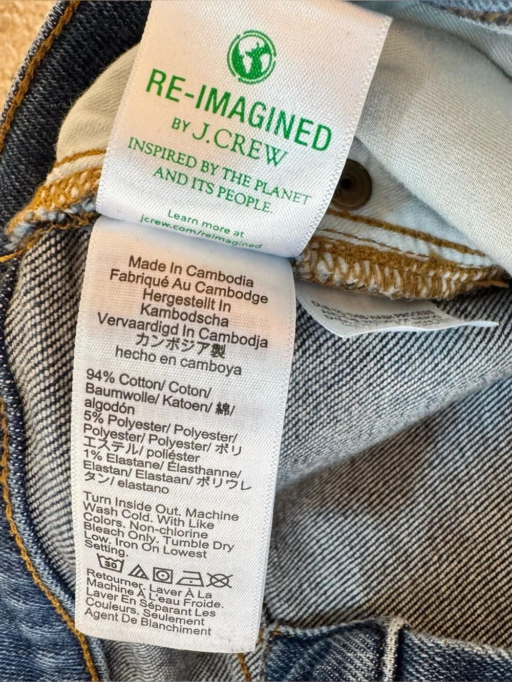 J. Crew Women’s Stovepipe Straight-Leg Jean in signature stretch+ - Sz 28
